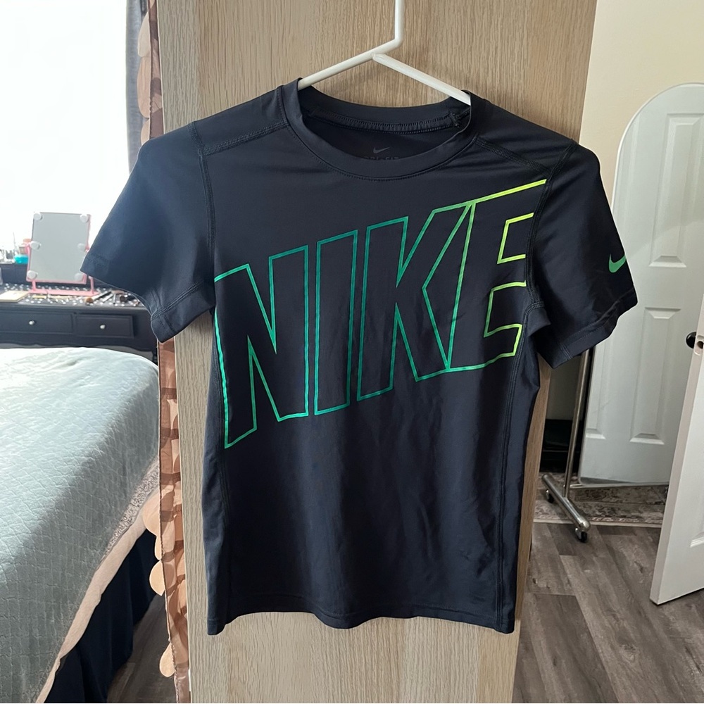 Kids Nike Black and‎ Green Crew Neck Tee